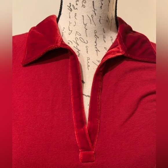 Lauren by Ralph Lauren velvet trimmed top size small GUC - Picture 2 of 6